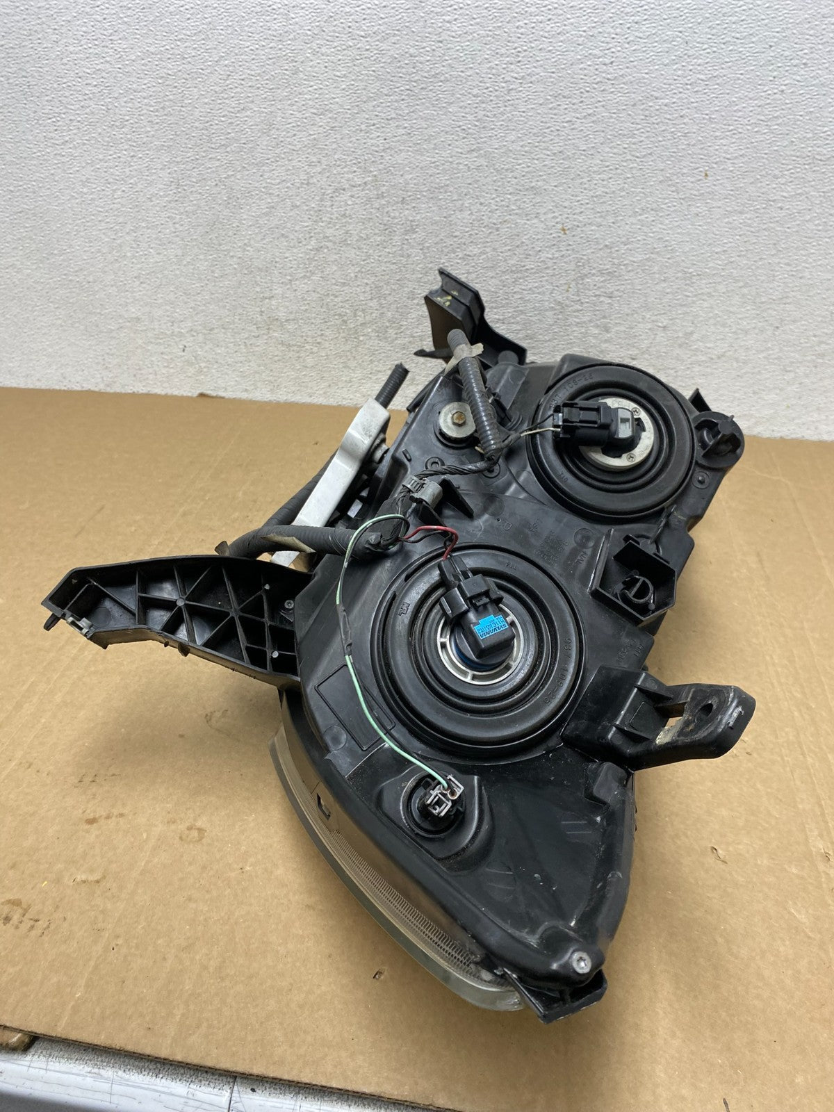 2013 to 2016 Nissan Pathfinder Right Passenger RH Side Headlight AF9954 DW7
