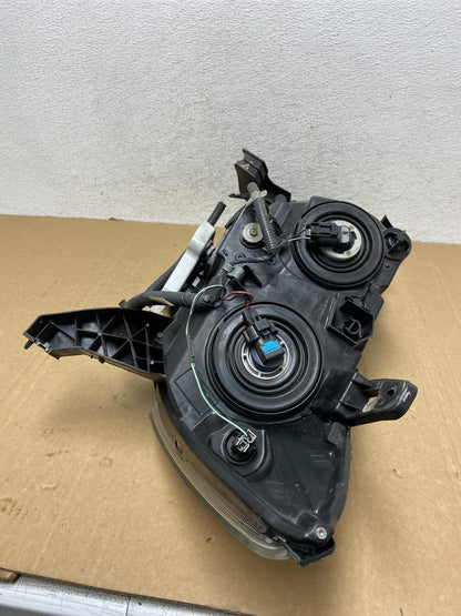 2013 to 2016 Nissan Pathfinder Right Passenger RH Side Headlight AF9954 DW7