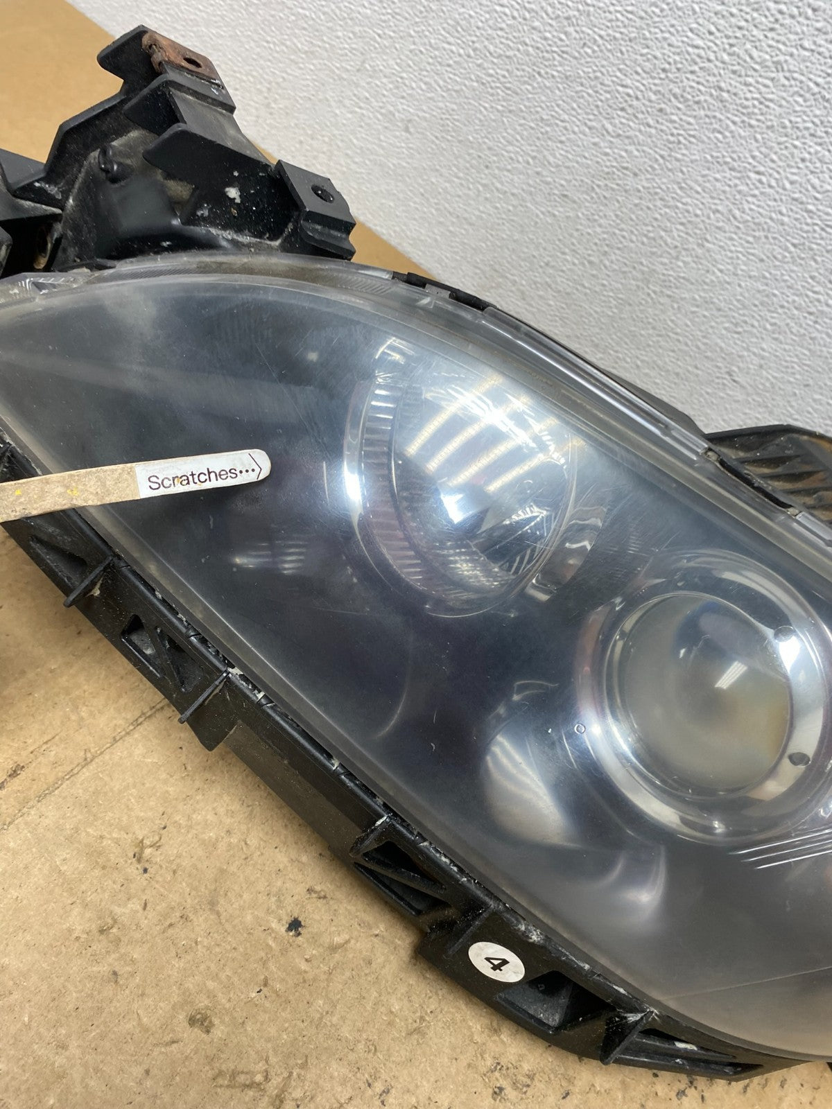2004 to 2009 Mazda 3 Sedan Left Driver LH Side Headlight AC3543 DW3