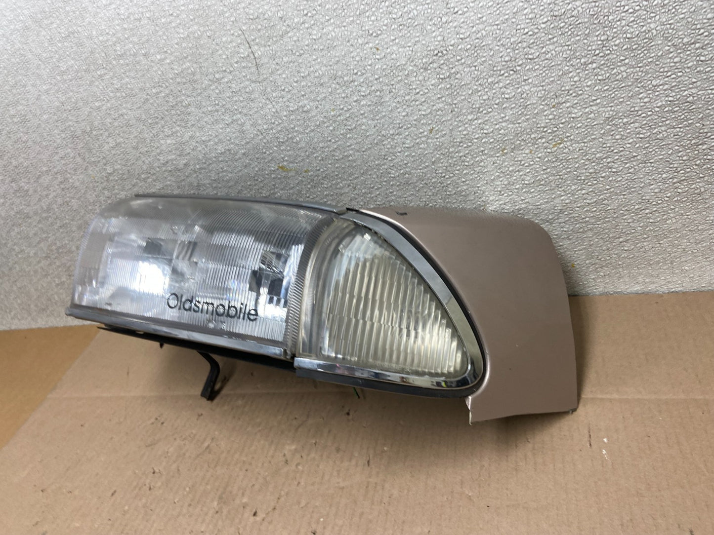 1991 to 1993 Oldsmobile Ninety Eight Left Driver Side Headlight Z39761