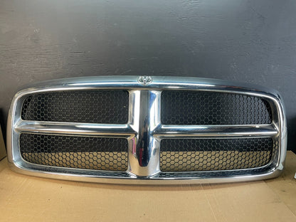 2002 2003 2004 2005 Dodge Ram 1500  Upper Front Grill Grille AD5763 DG0