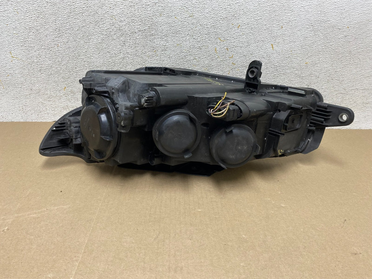 2009 to 2012 Volkswagen CC Right Passenger RH Headlight Halogen AH6655 DW7