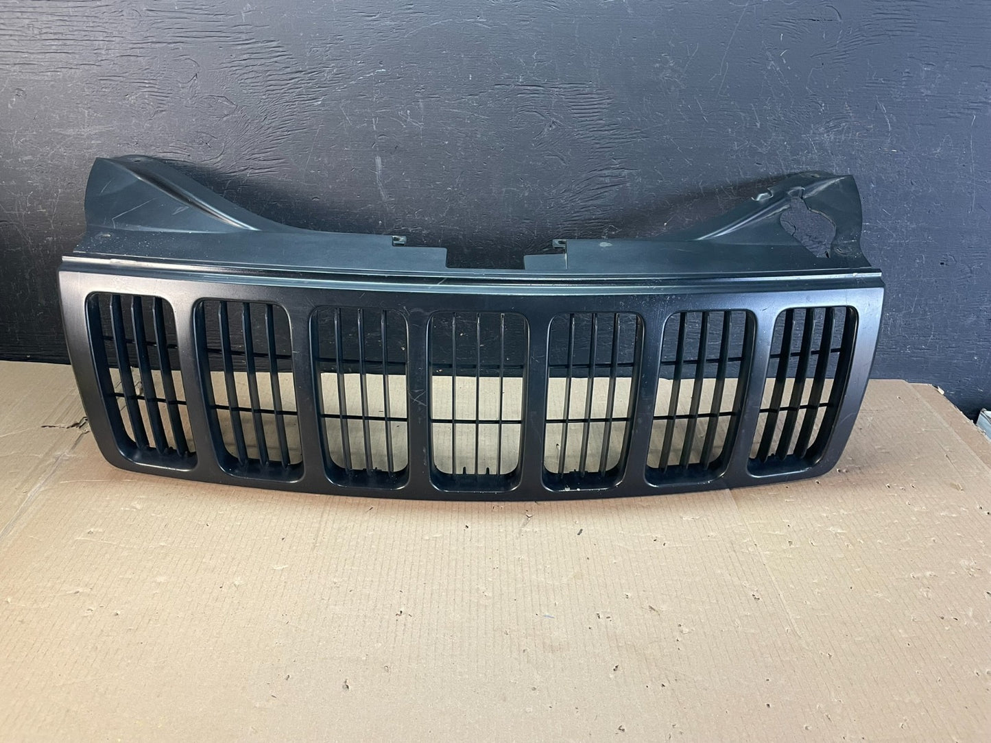 2005 2006 2007 Jeep Grand Cherokee Front Upper Grill Grille ae3614 DG0