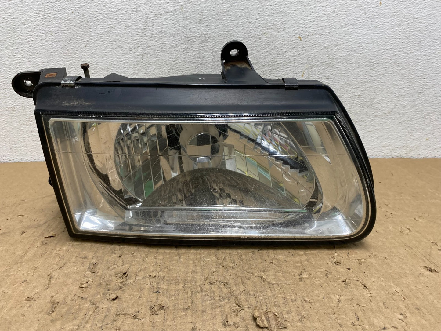 2000 2001 2002 Isuzu Rodeo Right Passenger Side Halogen Headlight ag1437 DG0