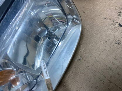 2002 to 2004 Volkswagen Jetta Left+Right Headlights AF4647 LK3