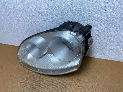 2005 to 2010 Volkswagen Jetta Left Driver LH Side Headlight Halogen AE1382 DW1