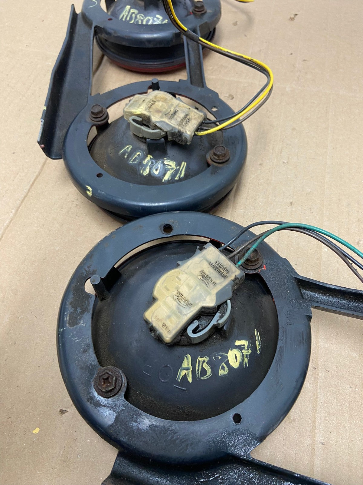 1984-1987 Chevrolet C4 Corvette Left+Right Tail Lights OEM AB8071 LK11