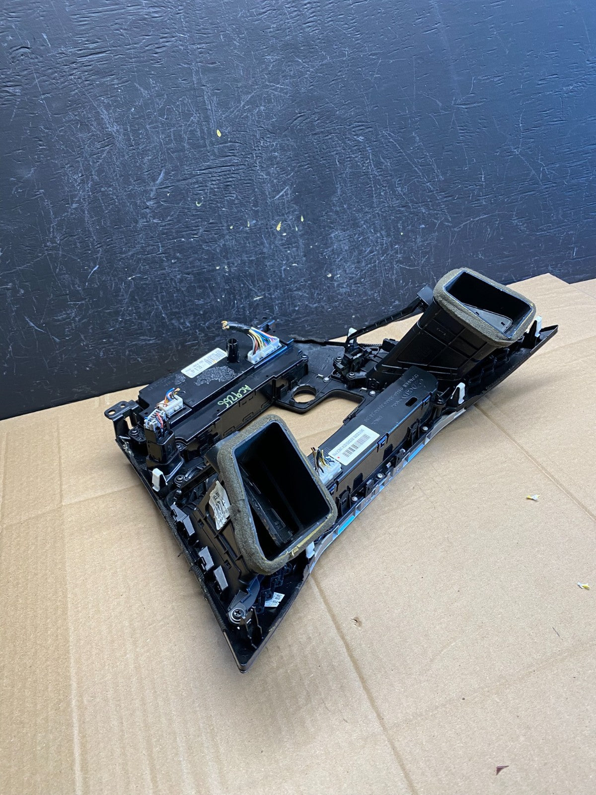2011 - 2014 Hyundai Sonata Center Radio Climate Control Air Vent Bezel AC9266 DG4
