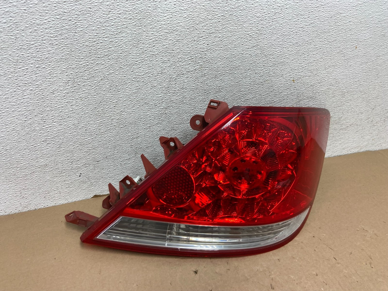 2005 2006 2007 2008 Acura RL Right Passenger Rh Side Tail Light AG40622