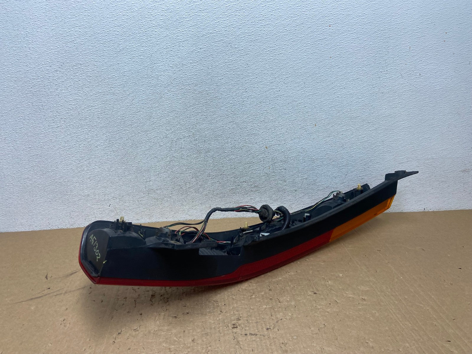 2002 - 2004 Honda Crv Cr-v Right Passenger Rh Side Tail Light AG1302 LK4