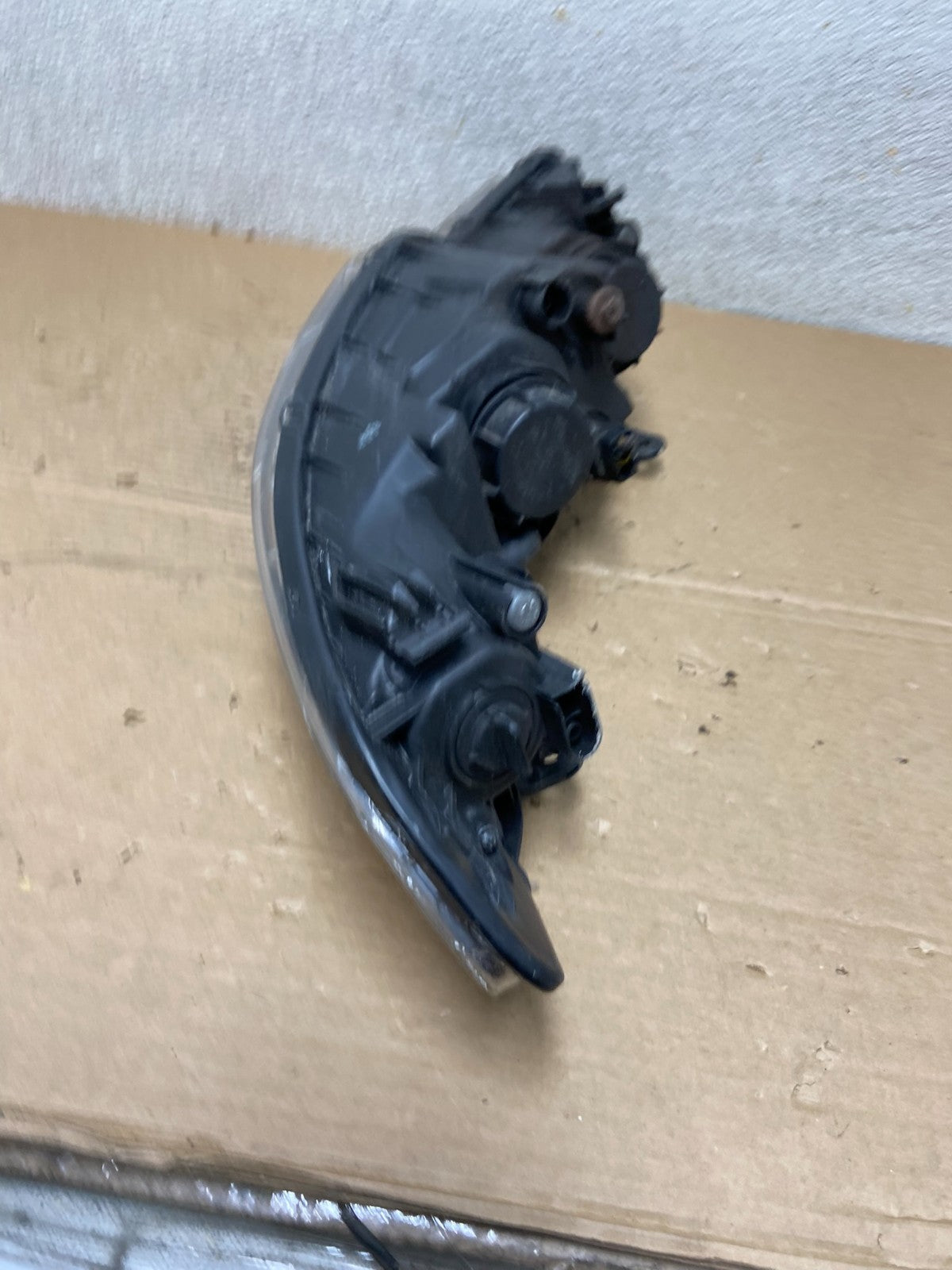 2010 to 2013 Kia Forte Koup Right Passenger RH Halogen Headlight AB4651 DW6