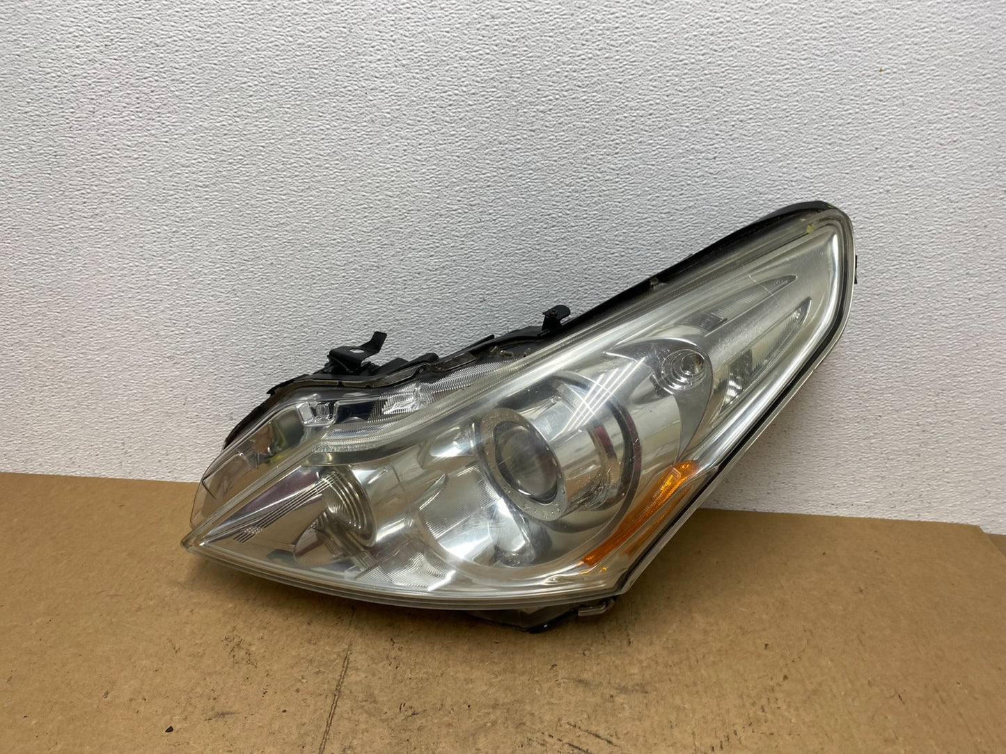 Sedan 4Door 2010 to 2013 Infiniti G37 Left Driver Headlight Xenon Oem AC3629 DW0