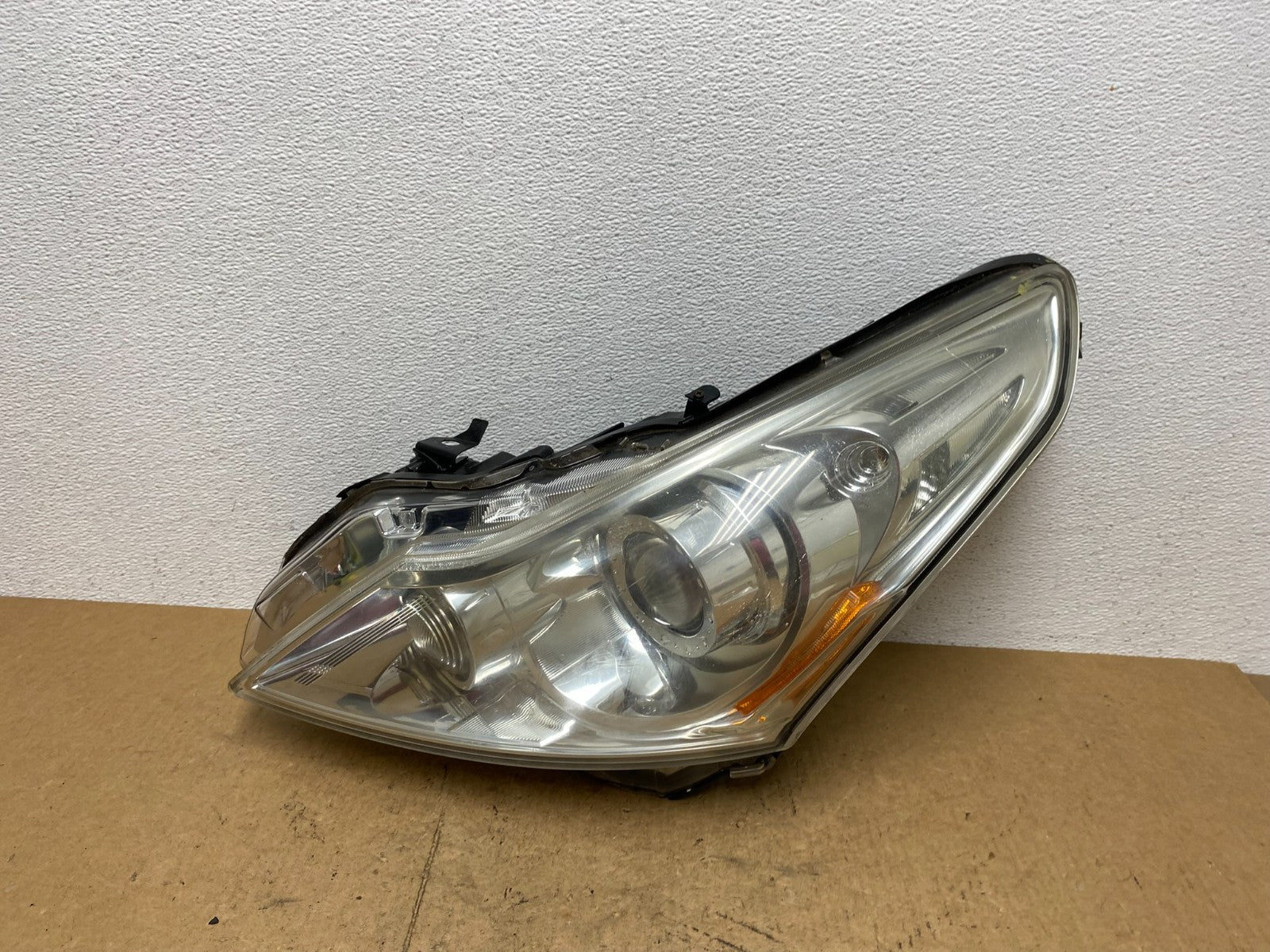 Sedan 4Door 2010 to 2013 Infiniti G37 Left Driver Headlight Xenon Oem AC3629 DW0