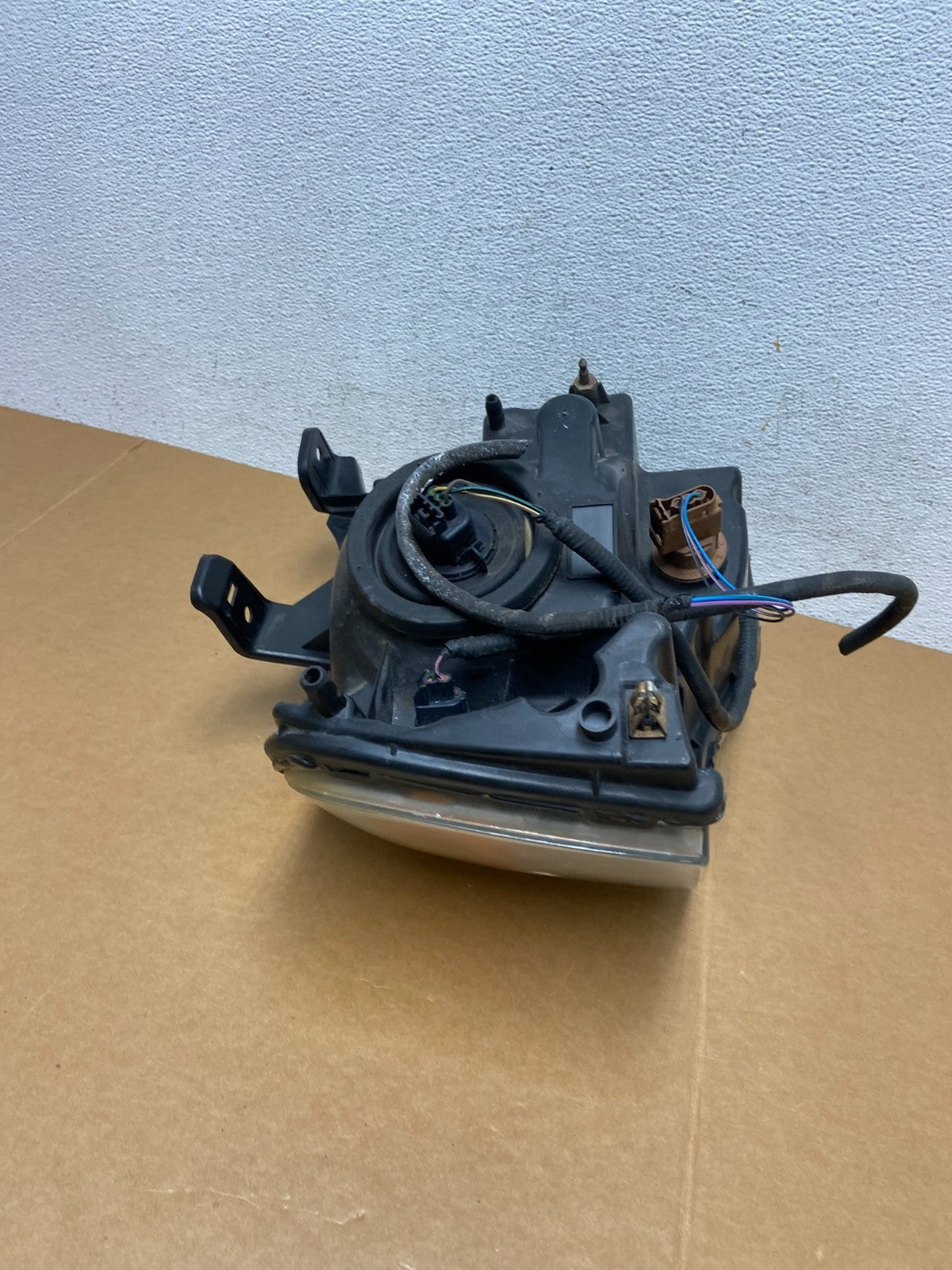 2007 - 2014 Ford Expedition Left Driver LH Side Headlight Halogen AD8872 DW9