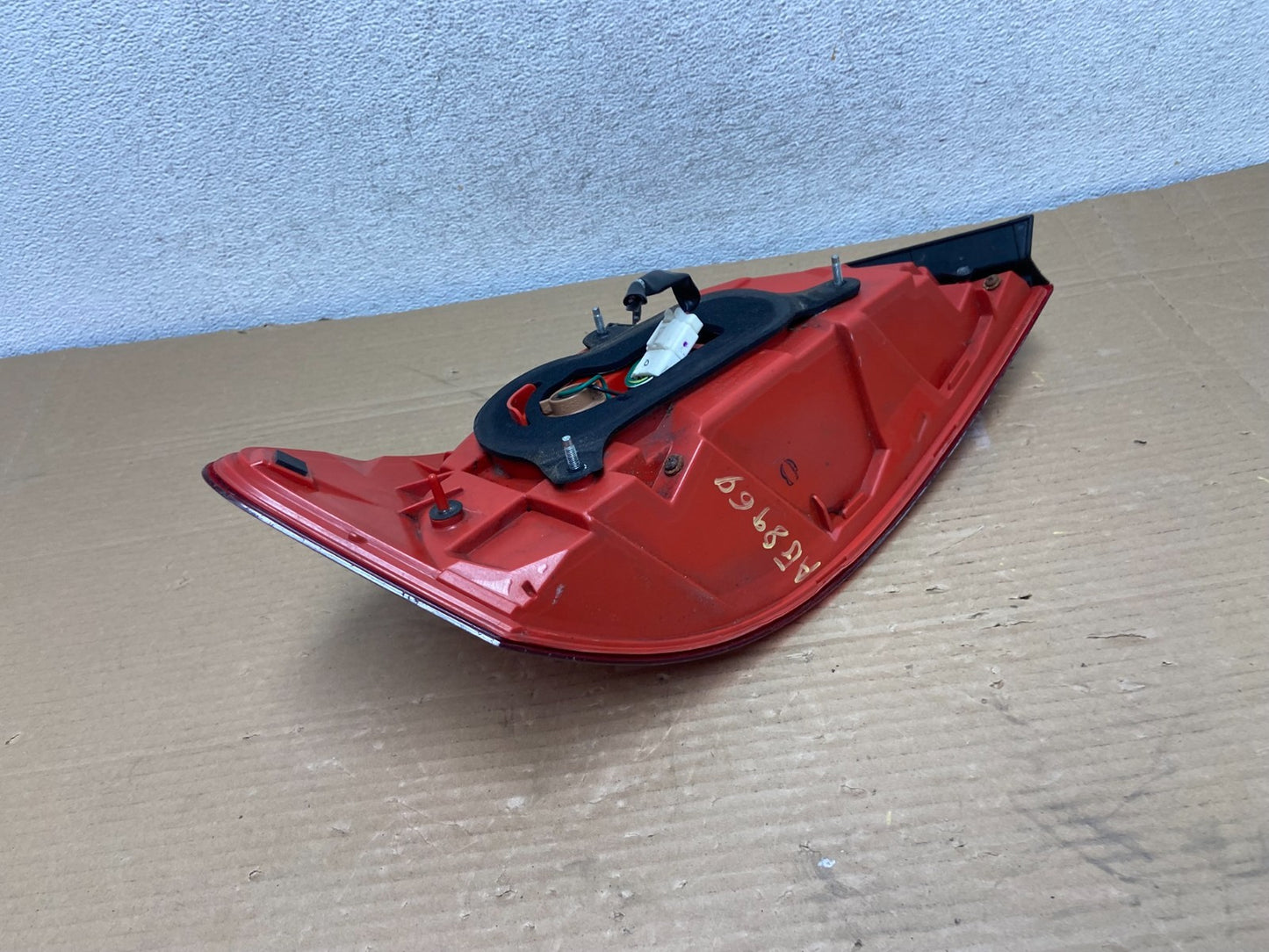 2007 to 2013 Infiniti G35 G37 Sedan Right Passenger Rh Tail Light AG8969 DW5