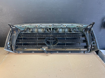 2007 to 2009 Toyota Tundra Front Upper Grill Grille W/ Emblem AE3591 DG3