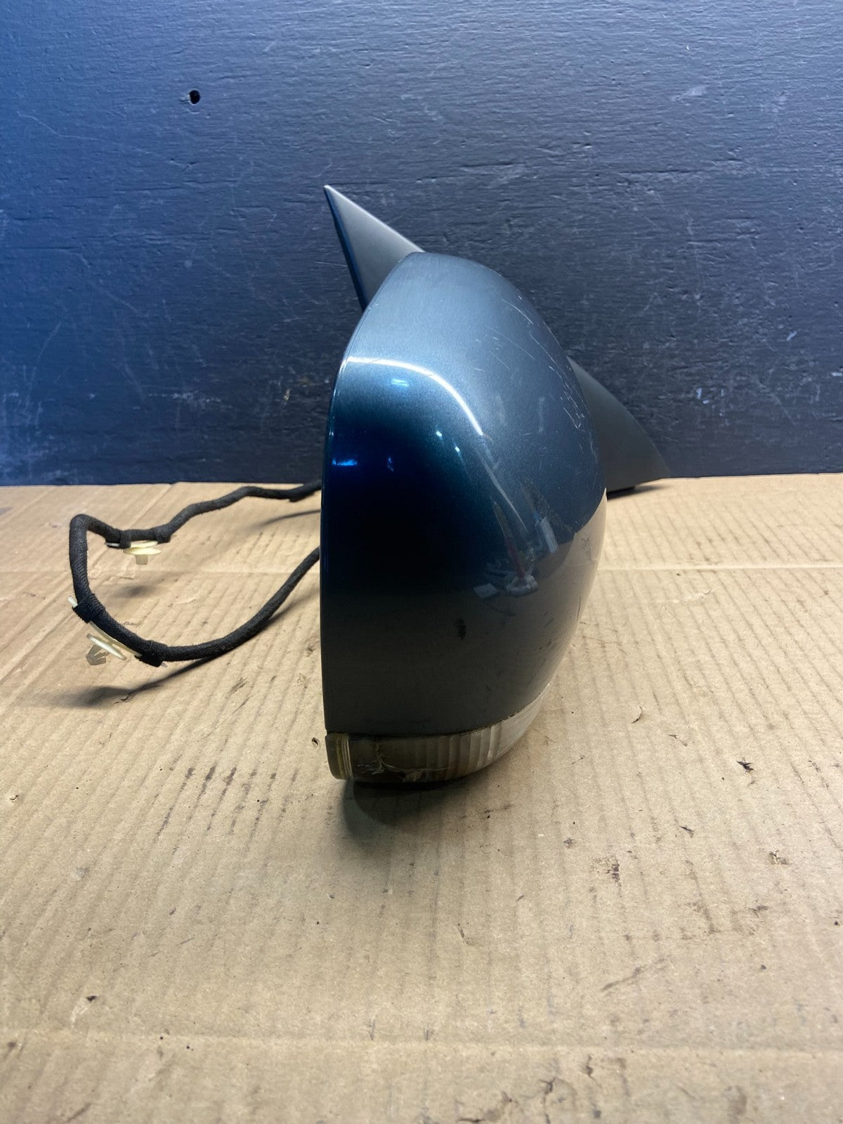 2004 to 2007 Volkswagen Touareg Right Door Power View Door Mirror AD2951 DW3