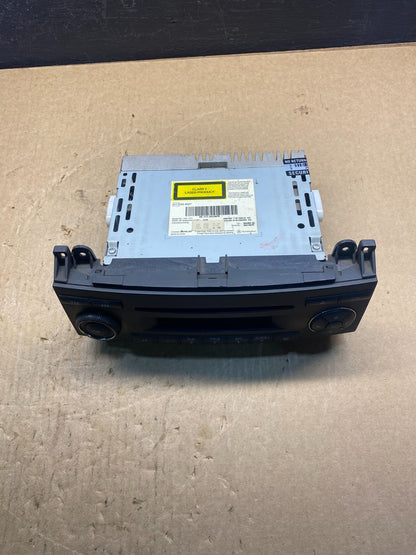 2007 2008 2009 Sprinter 2500 3500 AM FM Radio Single CD Disc Player AD1718 DG3