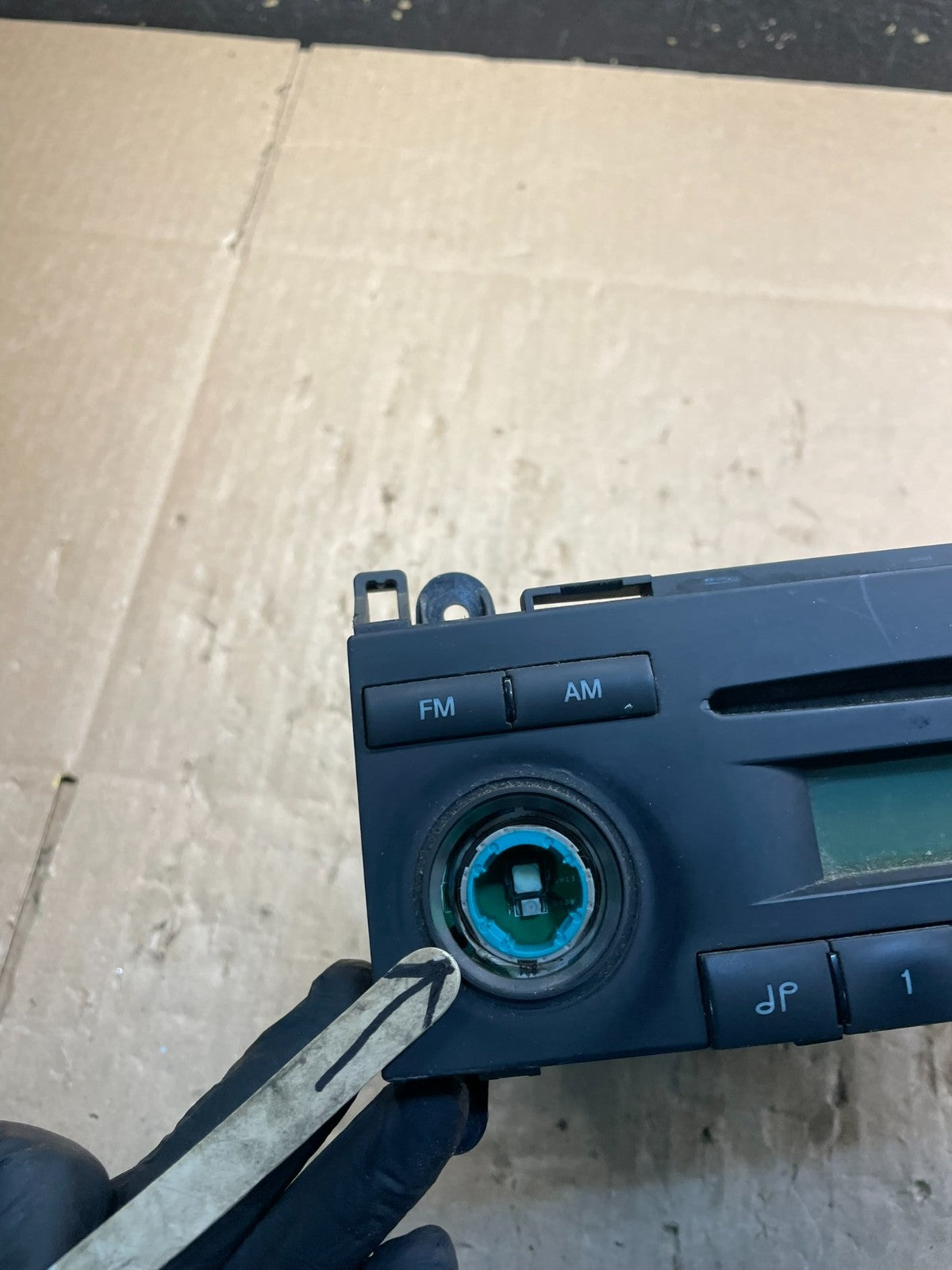 2007-2009 Mercedes Dodge Sprinter STEREO Radio OEM A 9068200786 W1323 PS1
