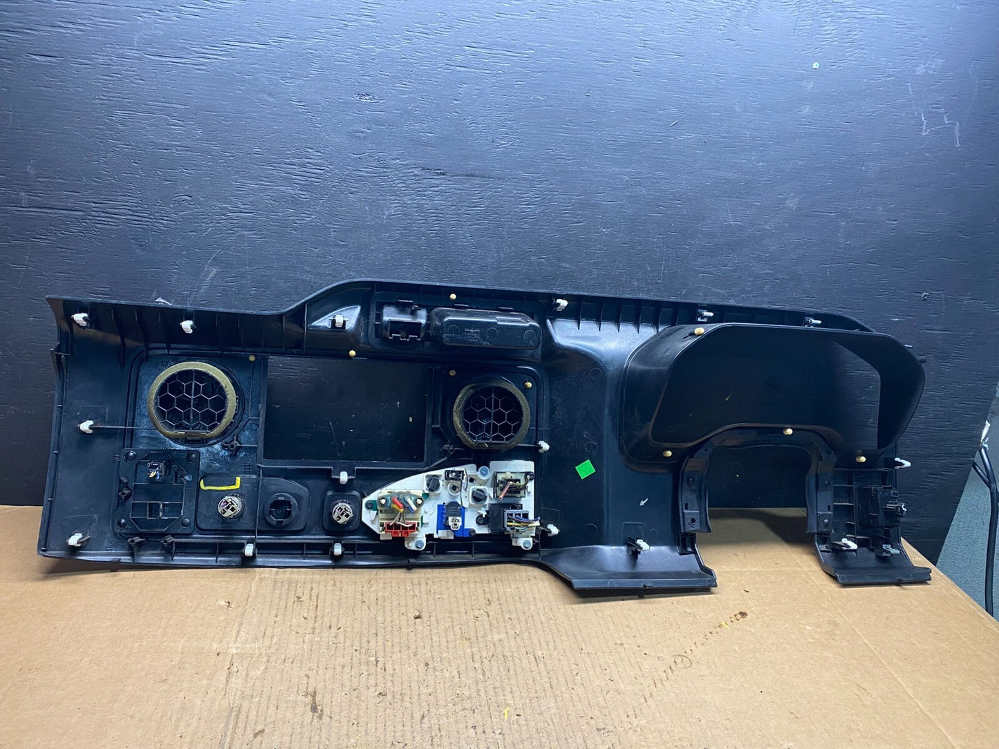 2009 - 2014 Ford E150 E250 Gauge Speedometer Cluster Radio Bezel Trim N5183 DG3