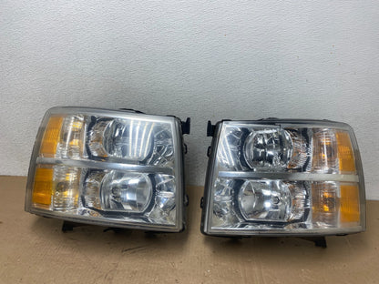 2007 to 2014 Chevrolet Silverado Left+Right Side Headlights AG4828 DW0