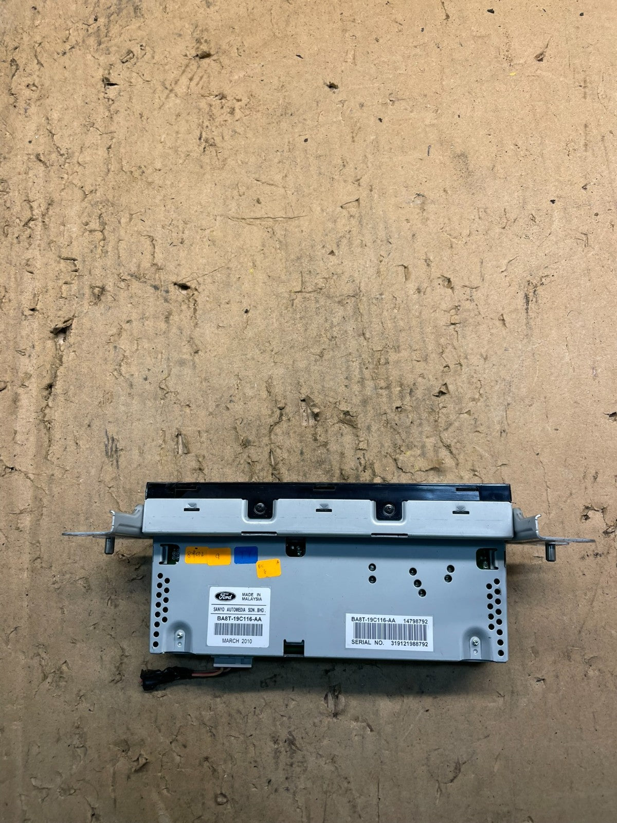 2011-2012 Ford Flex Radio Information Display Screen OEM w6956 DG5