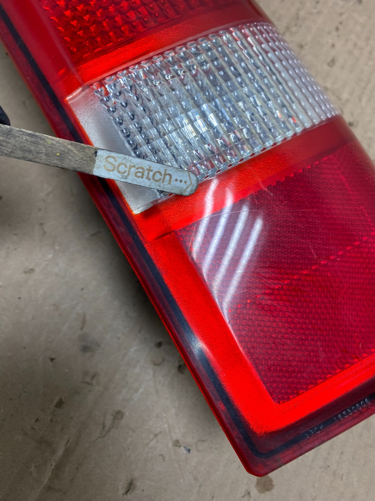 2003 2017 Chevrolet Express 1500 2500 3500 Right Passenger Tail Light U8369 DW3