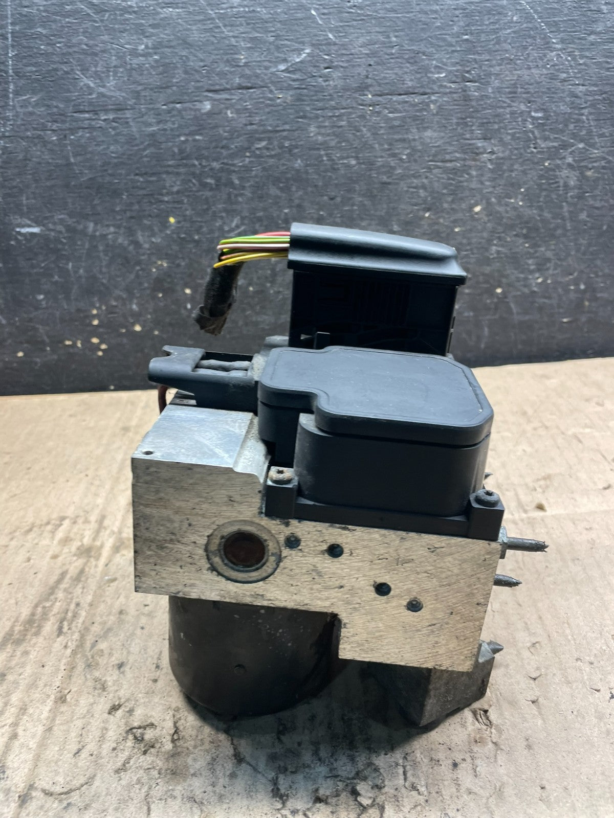 2000 - 2006 Mercedes S600 S500 S430 ABS Anti Lock Brake Pump Module T7556 DG3