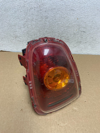 2007 2008 2009 2010 Mini Cooper Left Driver Lh Side tail light AF7284 DW2