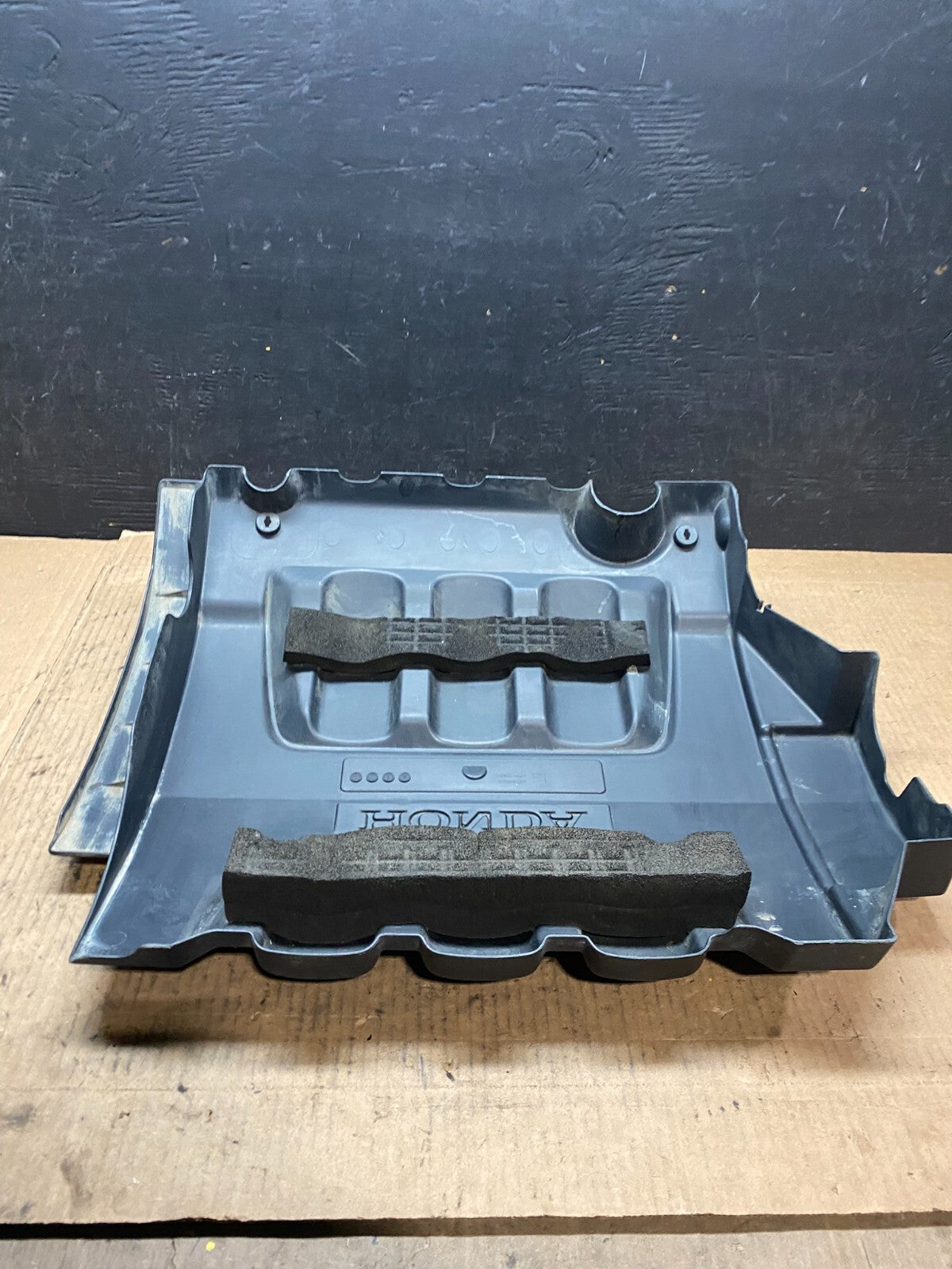 2006 to 2008 Honda Pilot Engine Cover Trim Bezel G28495