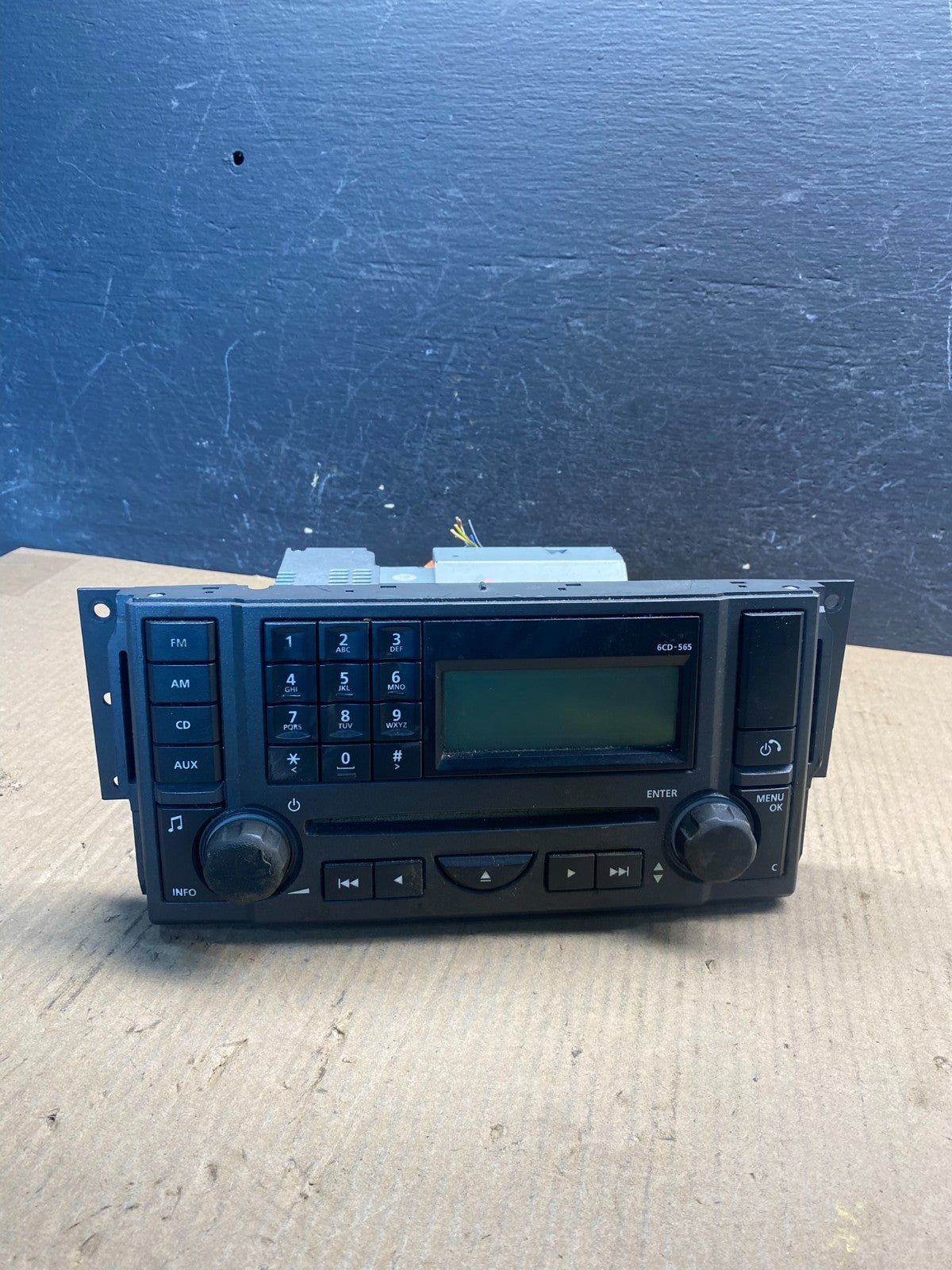 2006 2007 2008 2009 Range Rover Sport 6 CD Changer Stereo Radio AE6386 DW0