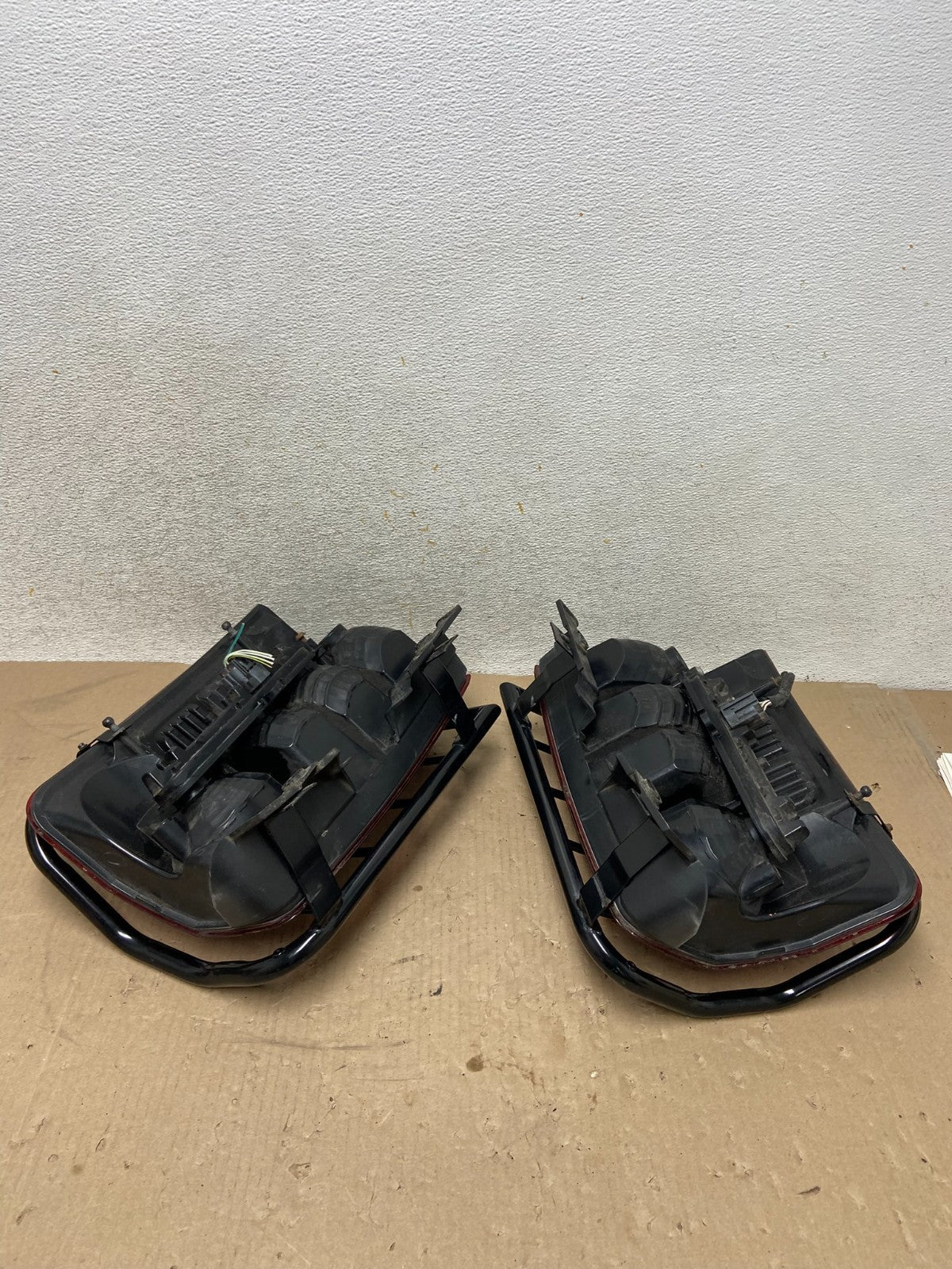 2008 to 2012 Jeep Liberty Left+Right Side Tail Lights AH6847 DW7