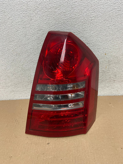 2005 2006 2007 Chrysler 300 Right Passenger Rh Side Tail Light AF3023 LK0