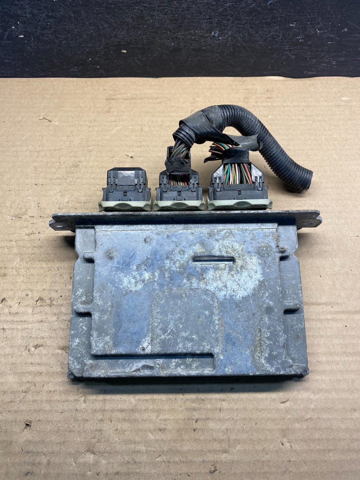 2006 Ford E350 Engine Control Module Computer ECM 6C2A-12A650-ACA AE0099 DG0