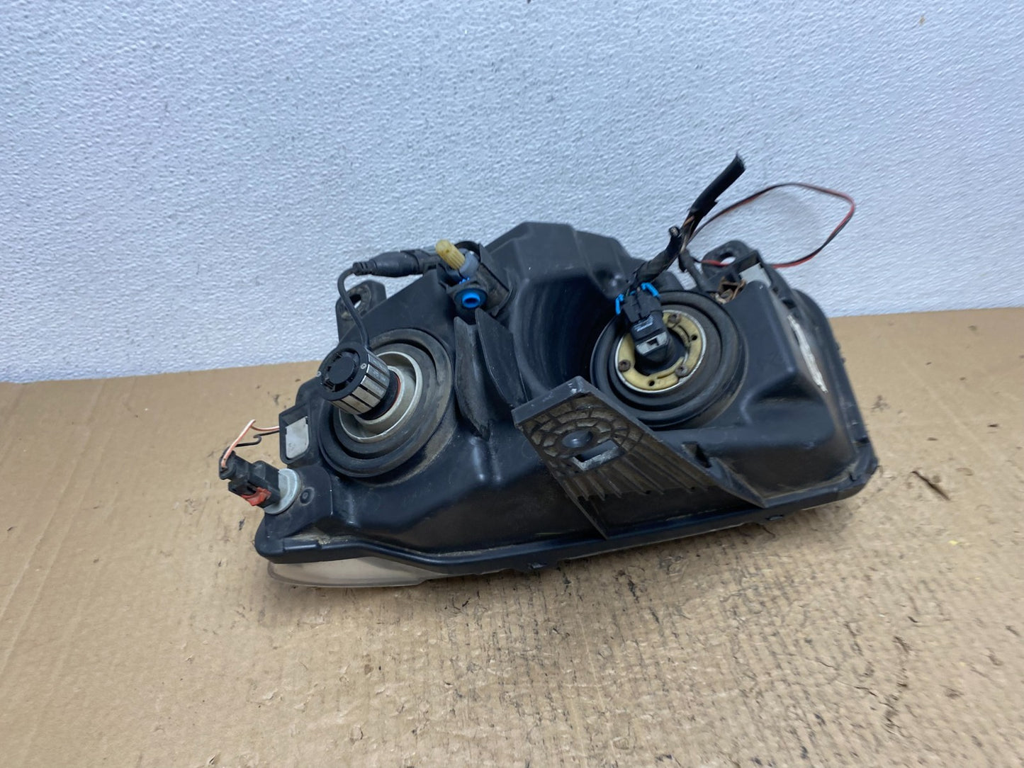 2011-2013 Jeep Grand Cherokee Right Passenger Halogen Headlight AC4190 DW5