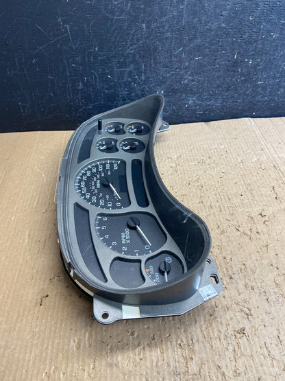 2003 to 2005 Chevrolet Yukon XL Cluster Gauge Speedometer AF1586 DG1