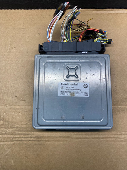 2007 - 2011 BMW 328i 528i E90 ECM ECU Engine Computer 7624052 af7705 DG0