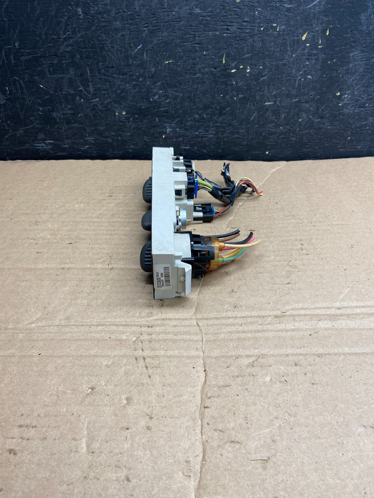 2001 - 2007 GMC Chevrolet Express 1500 Climate Control A/C AF1902 DG2