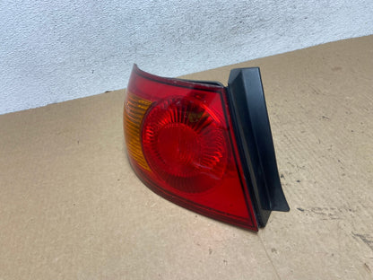 2001 to 2003 Hyundai Elantra Hatchback Left Driver Side Tail Light AF9752 LK1