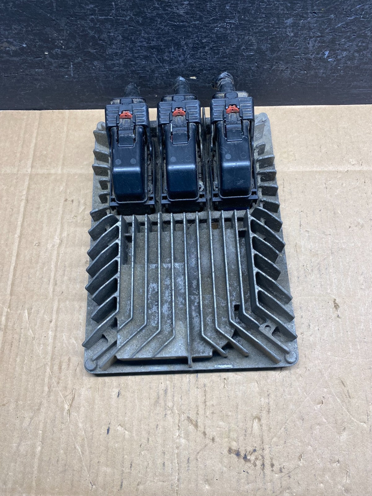 2010 2011 Chevrolet Equinox Terrain Ecu Engine Control Module Unit Ecm AD5105 DG0