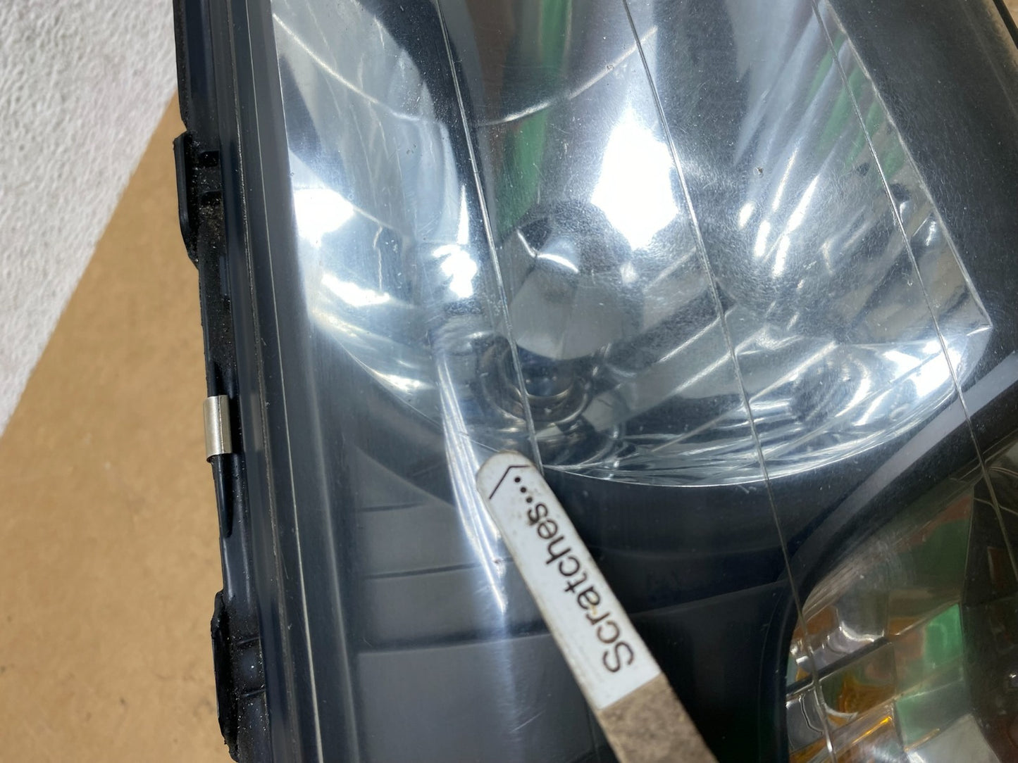 2003 2004 Subaru Forester Right RH Side Headlight Halogen AE4827 DW3