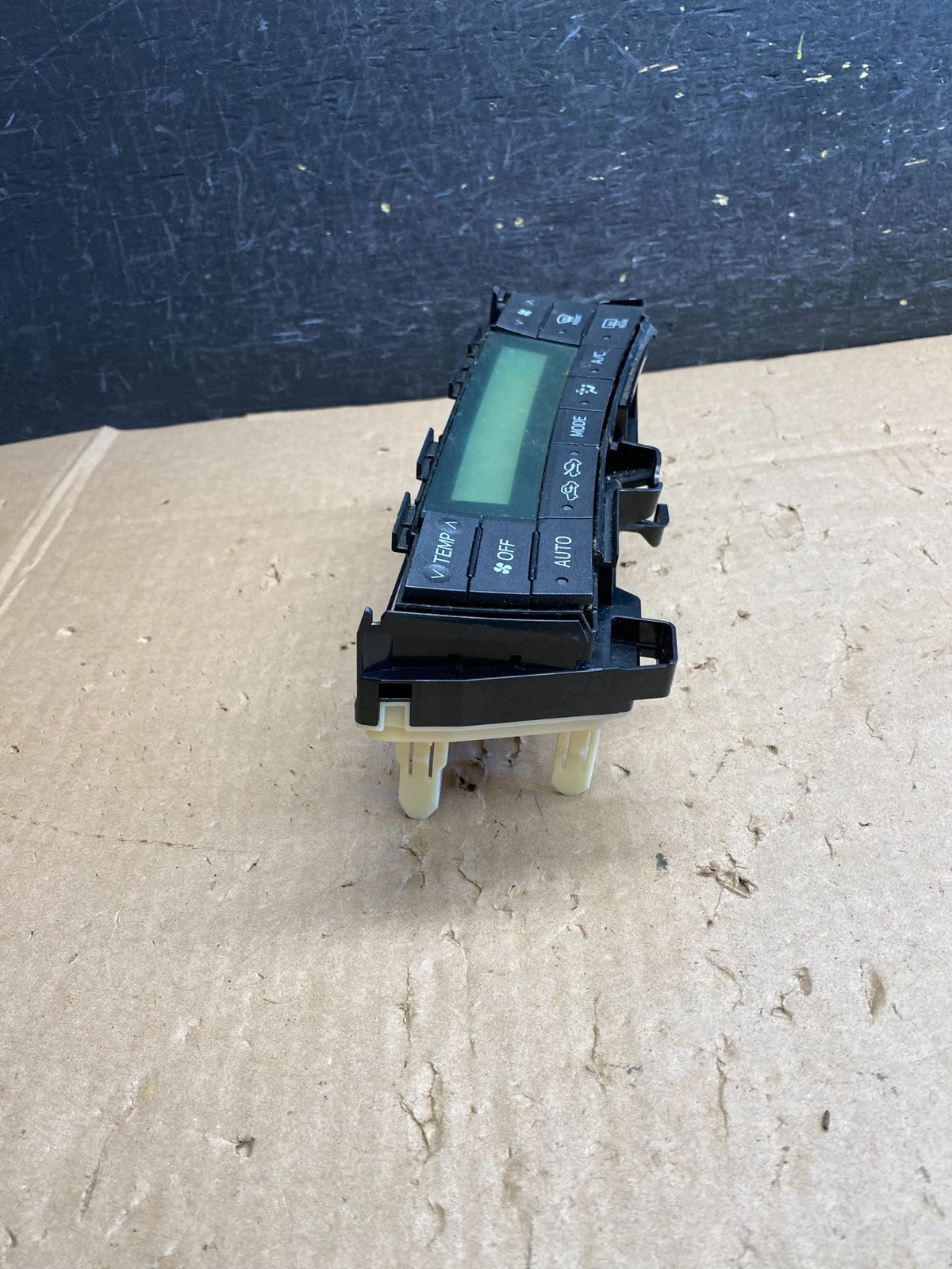 2010 to 2015 Toyota Prius A/C Heater Climate Control Unit Switch AI6505 DW1