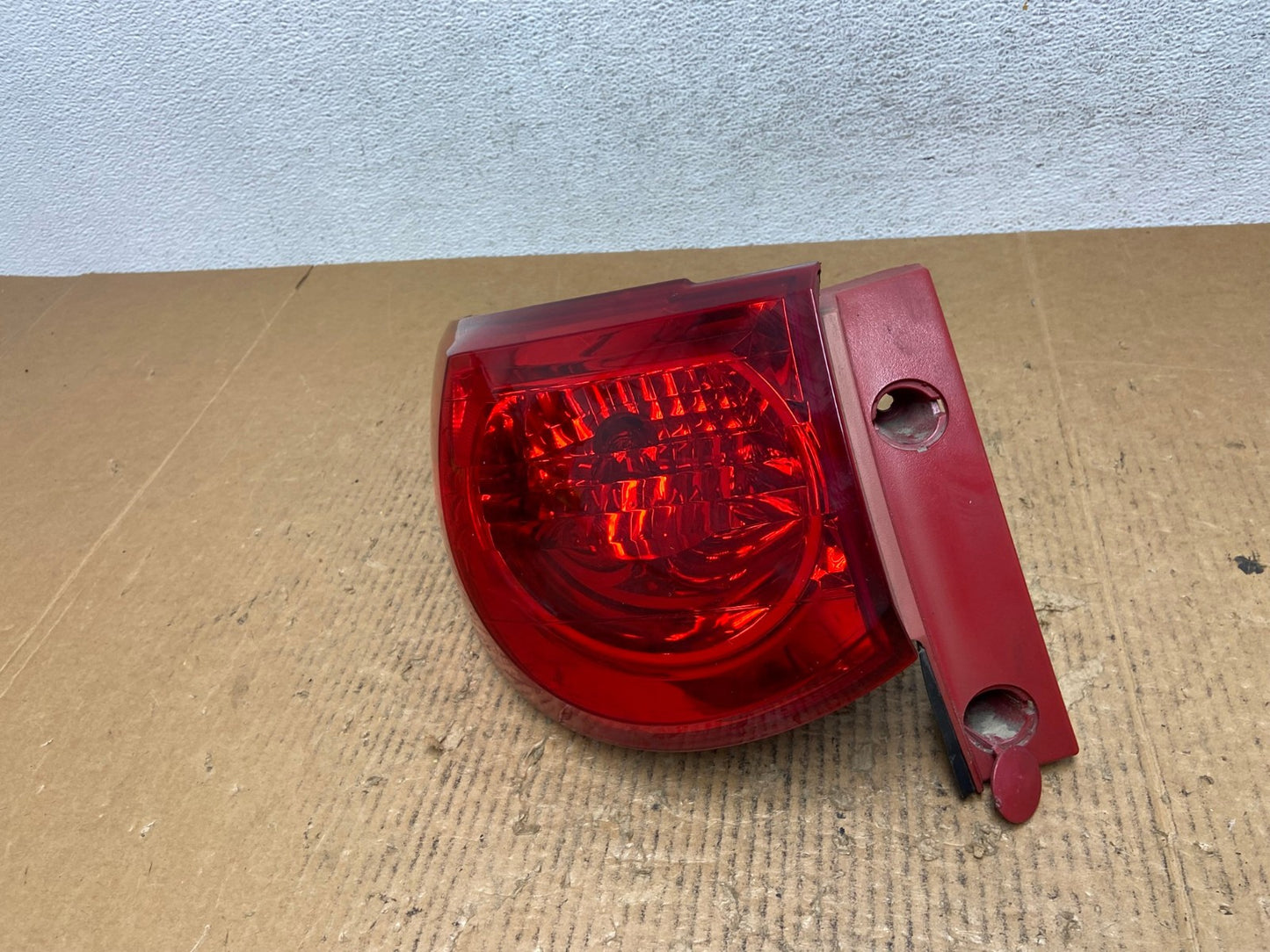 2009 2010 2011 2012 Chevrolet Traverse Left Driver LH Tail Light AE2779 LK1