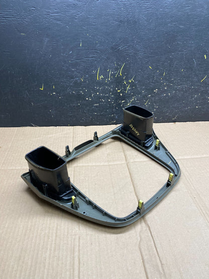 2001-2007 Toyota Highlander Radio Climate Dash Trim Bezel Air Vent OEM aa4501 DG4