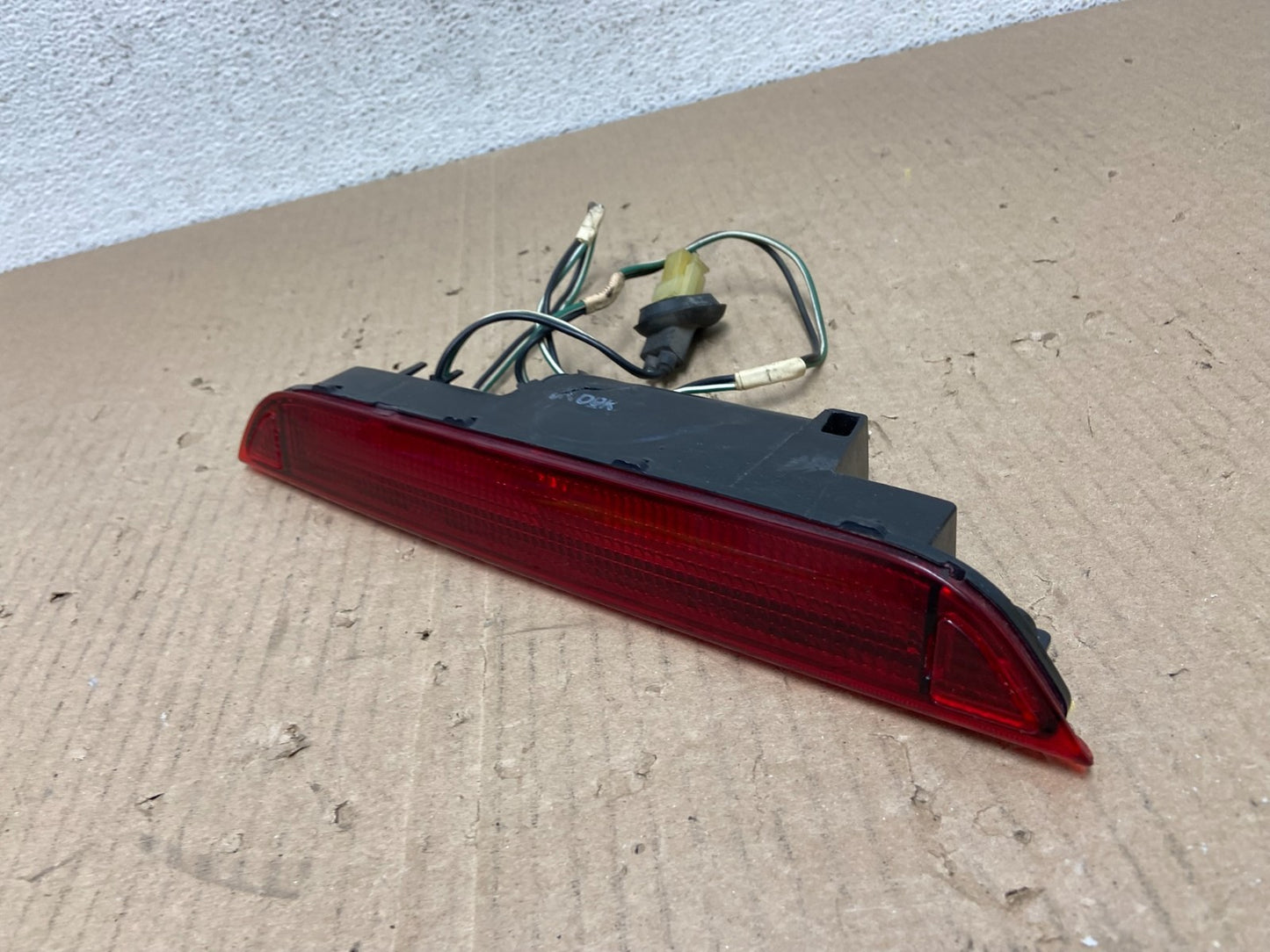 2003 to 2008 Honda Pilot High Mounted 3rd Third Stop Brake Light Lamp AE9592 DG1