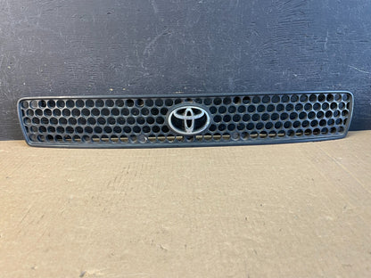 1996 1997 Toyota RAV4 Front Upper Grill Grille ad0268 DG0