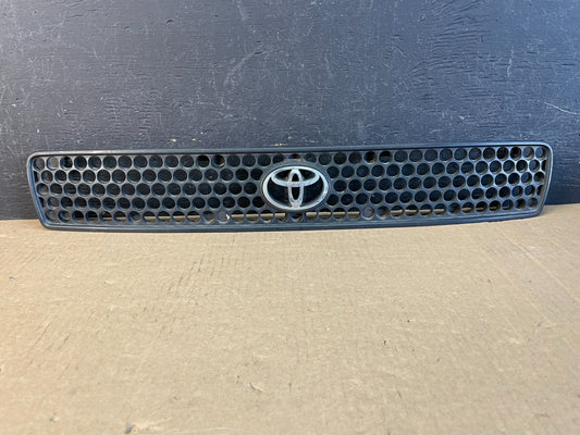 1996 1997 Toyota RAV4 Front Upper Grill Grille ad0268 DG0