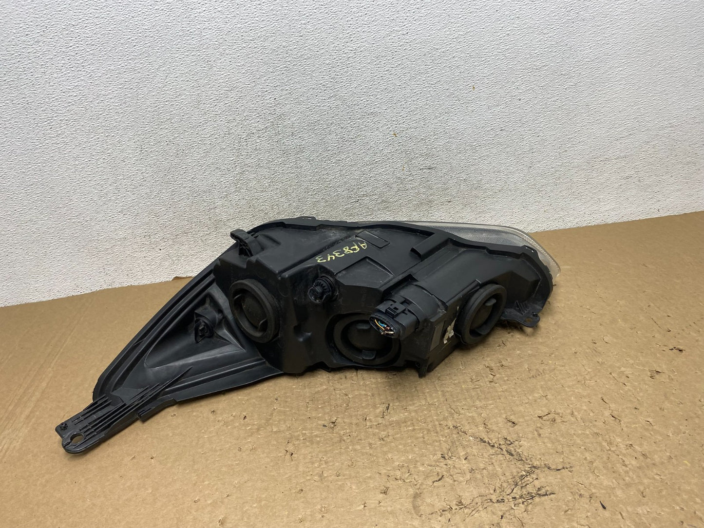 2015-2017 Ford Focus Right Passenger Rh Side Halogen Headlight AF8343 DW6
