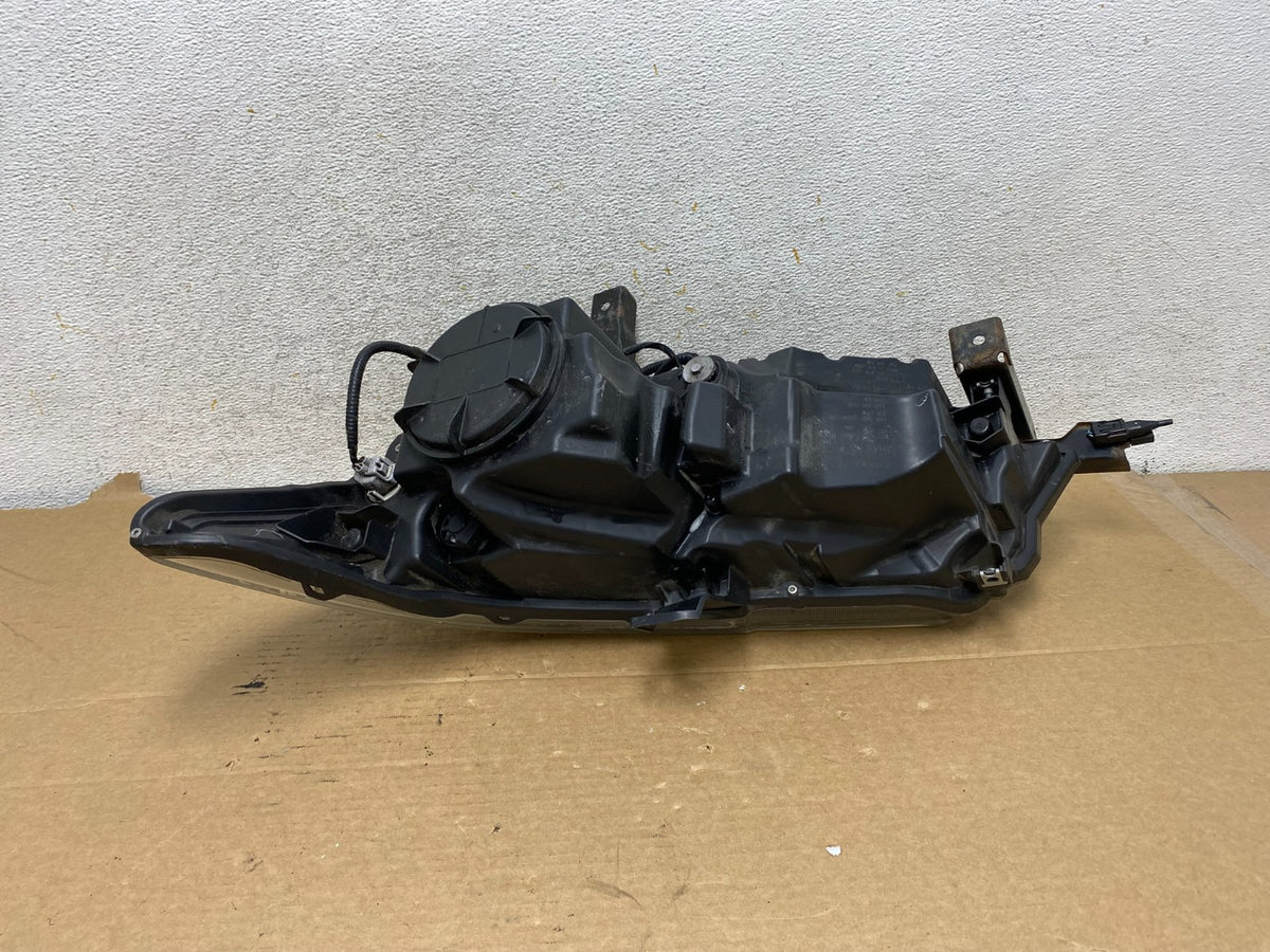 2014 to 2016 Acura MDX Headlight Halogen Right Passenger AH7793 DW4