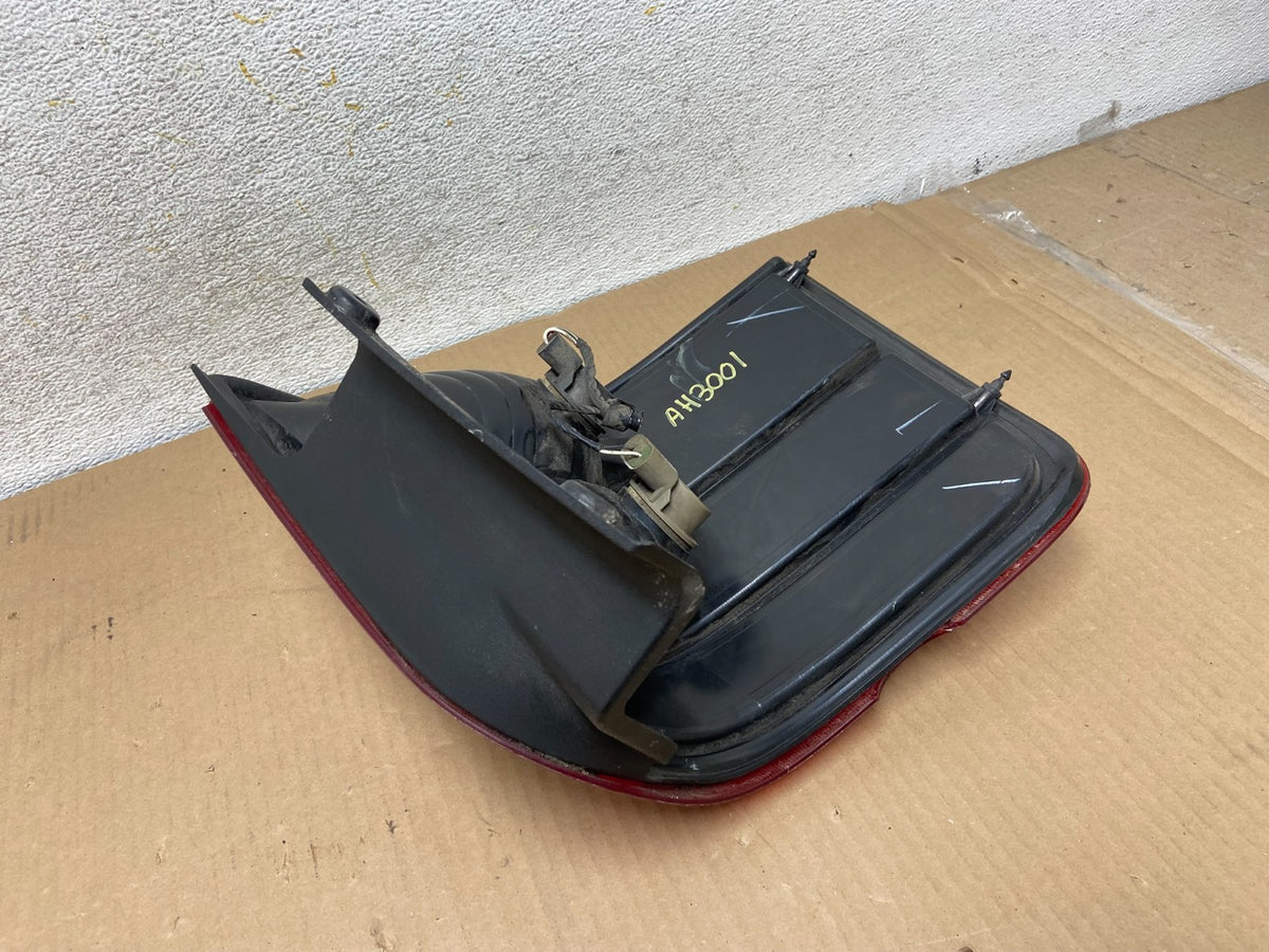 2005 2006 2007 Ford Freestyle Right Passenger RH Tail Light AH3001 DG7